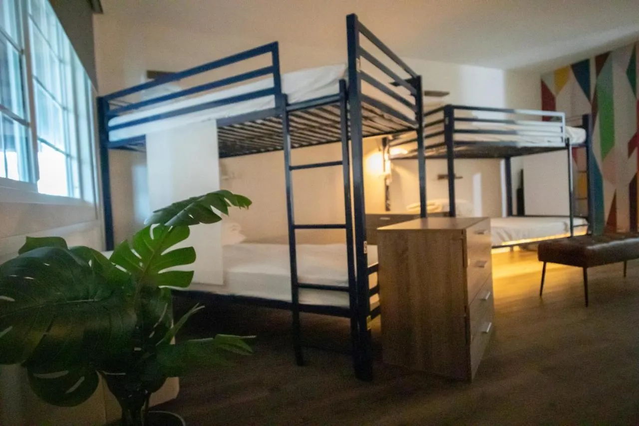 Bposhtels Anaheim Hostel 0*,  United States