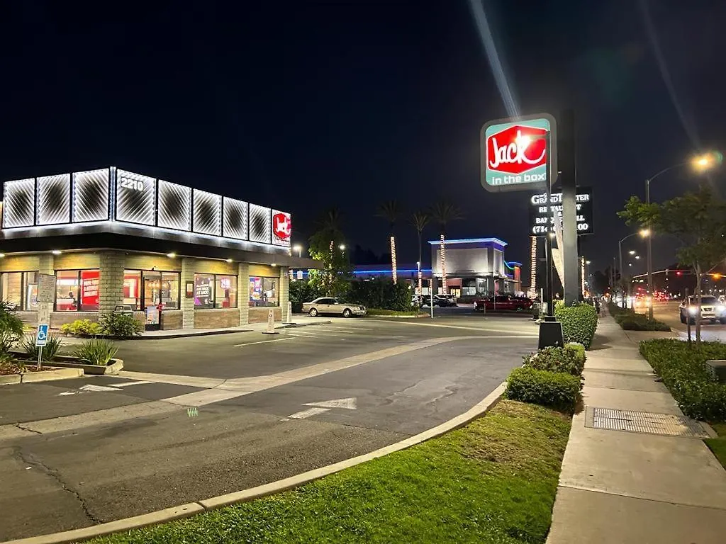 Bposhtels Anaheim Hostel