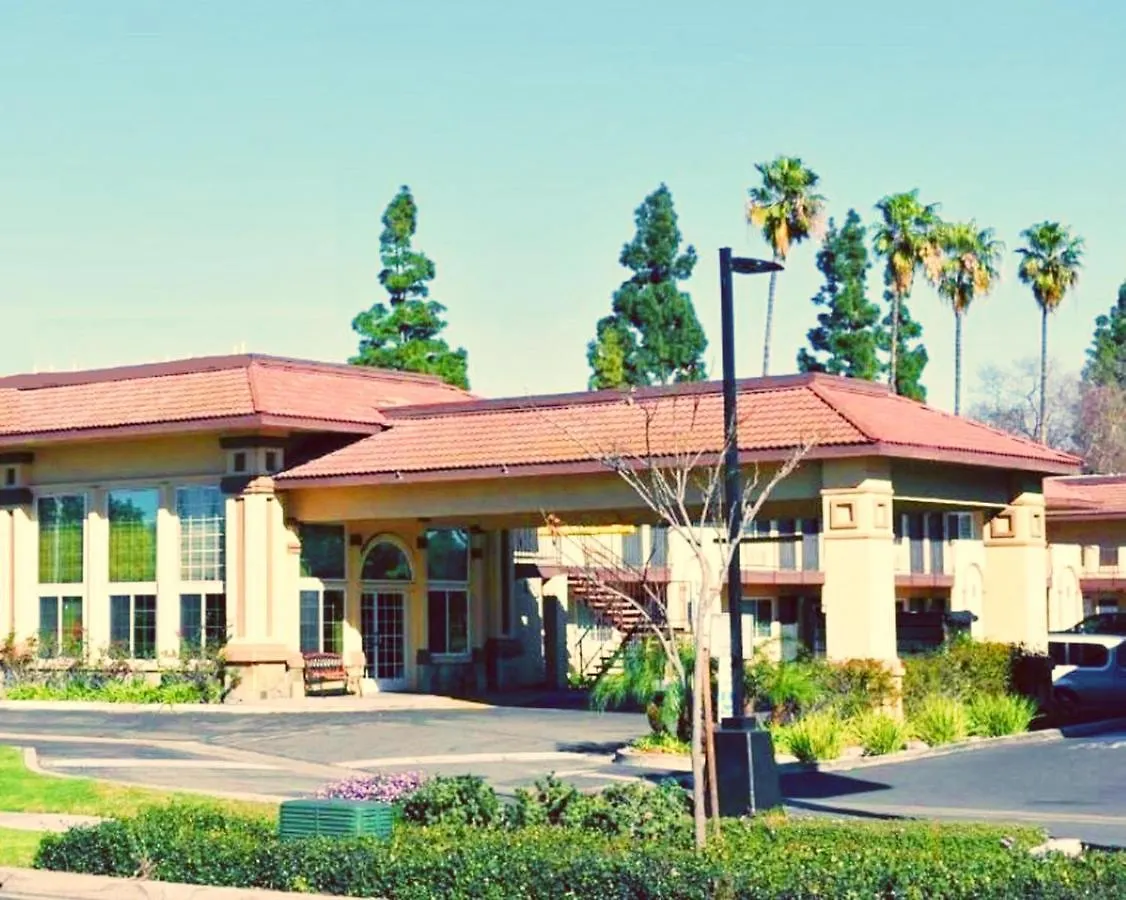 Bposhtels Anaheim Hostel
